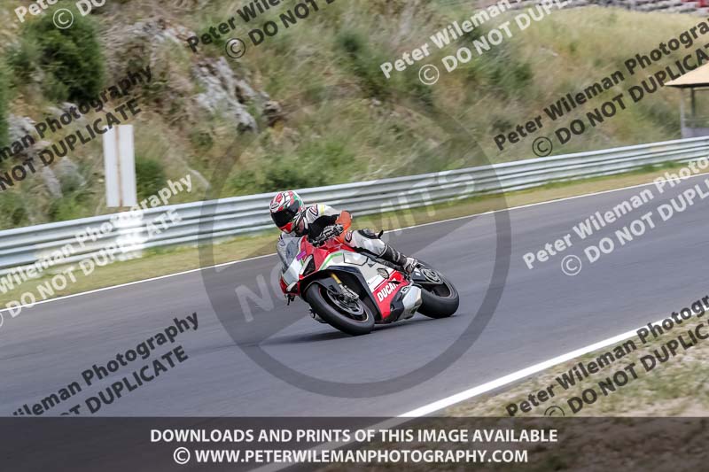 estoril;event digital images;motorbikes;no limits;peter wileman photography;portugal;trackday;trackday digital images